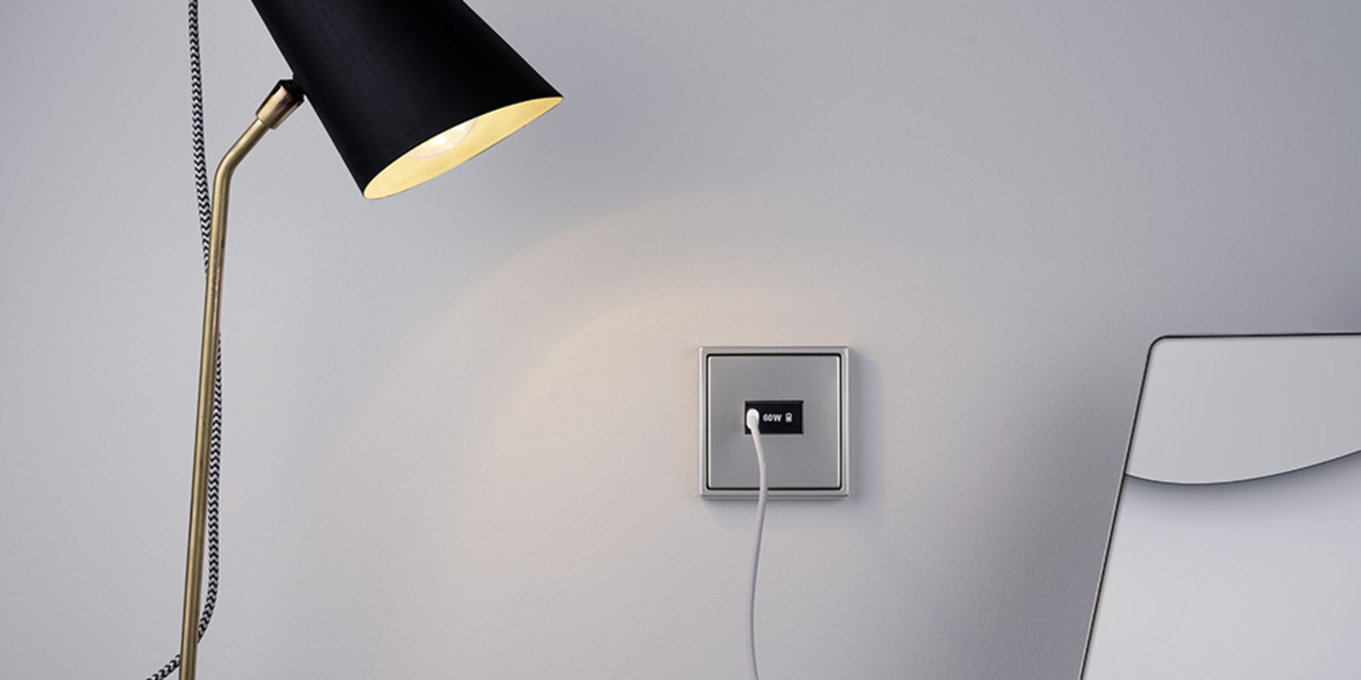 Ladegerät USB PD 60 bei Electro Lude GmbH in Schnelldorf
